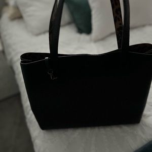 Stylish tote, in great shape! Reversible too, Nordstrom brand.